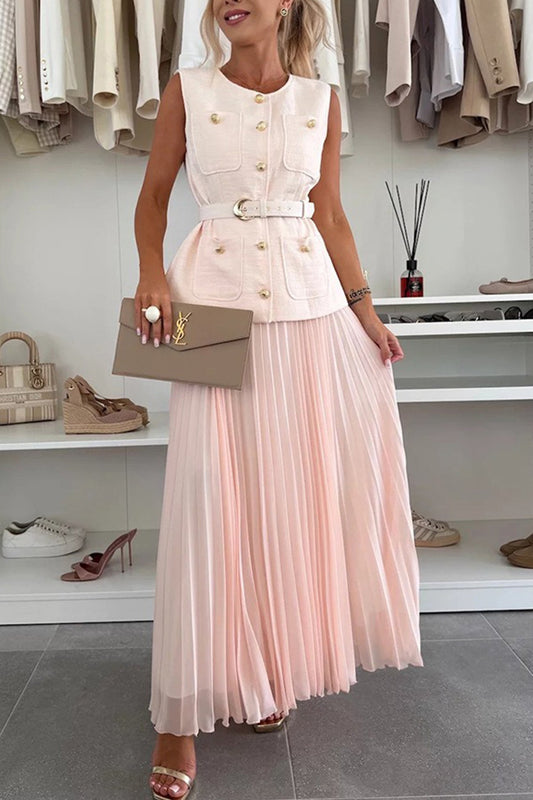 Beautifully Balanced Top with Timeless Character