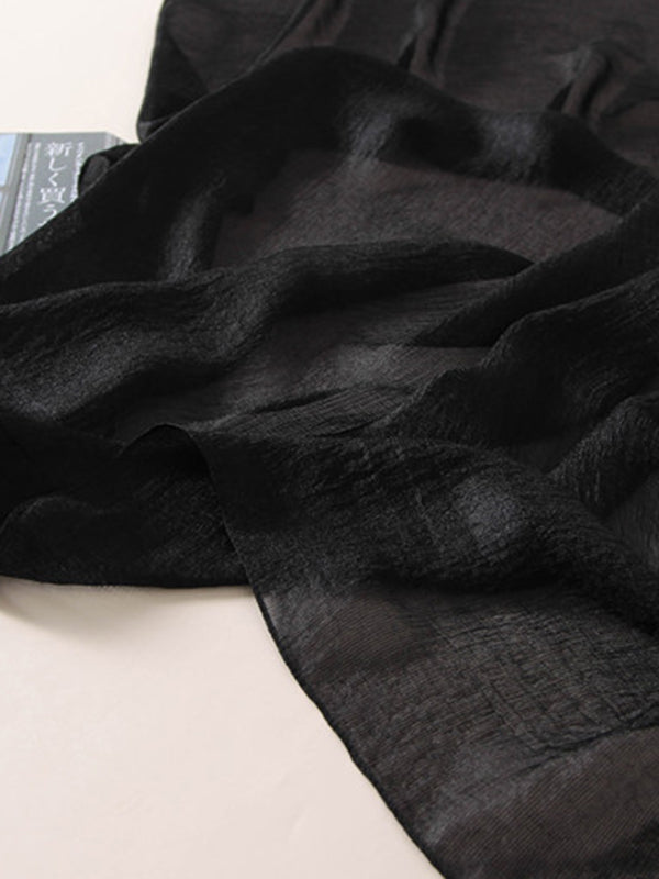 Sophisticated Garment with a Clean Classic Look