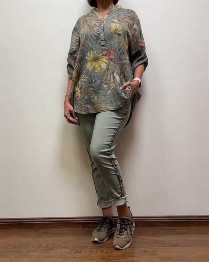 Classic Vintage Trousers with a Flattering Fit