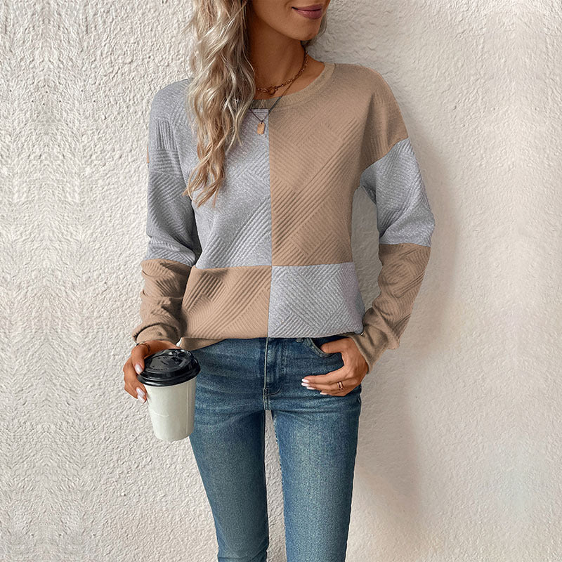 Effortlessly Elegant Pullover with a Timeless Design