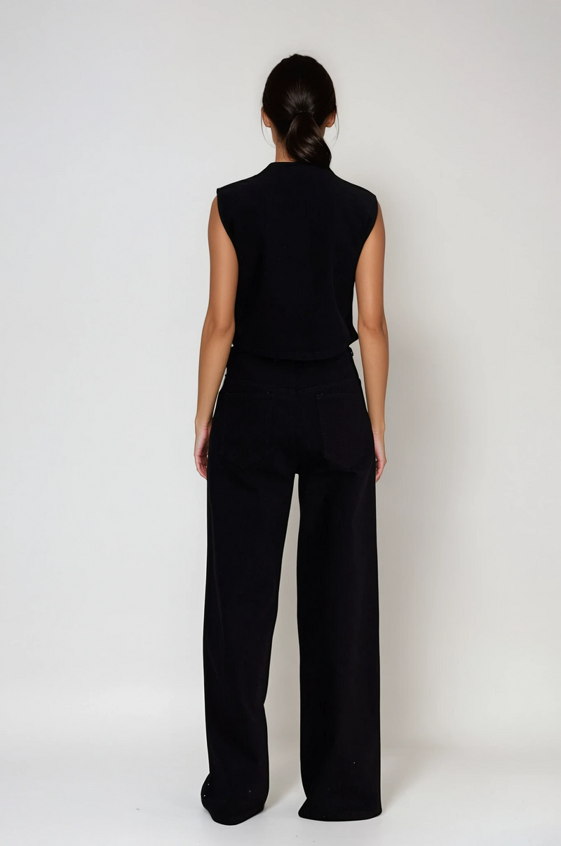 Gracefully Styled Pants for Any Occasion