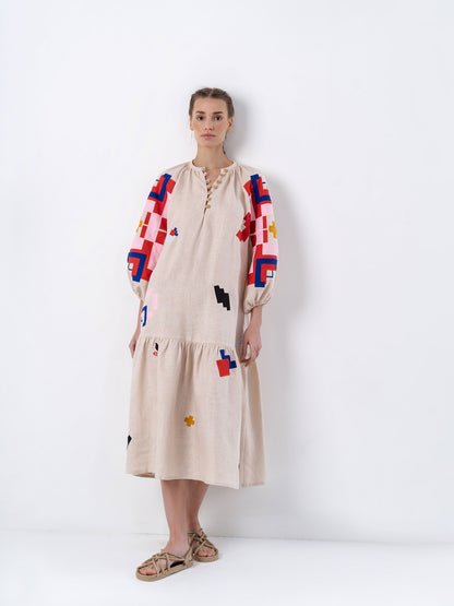 Effortlessly Elegant Dress with a Timeless Design