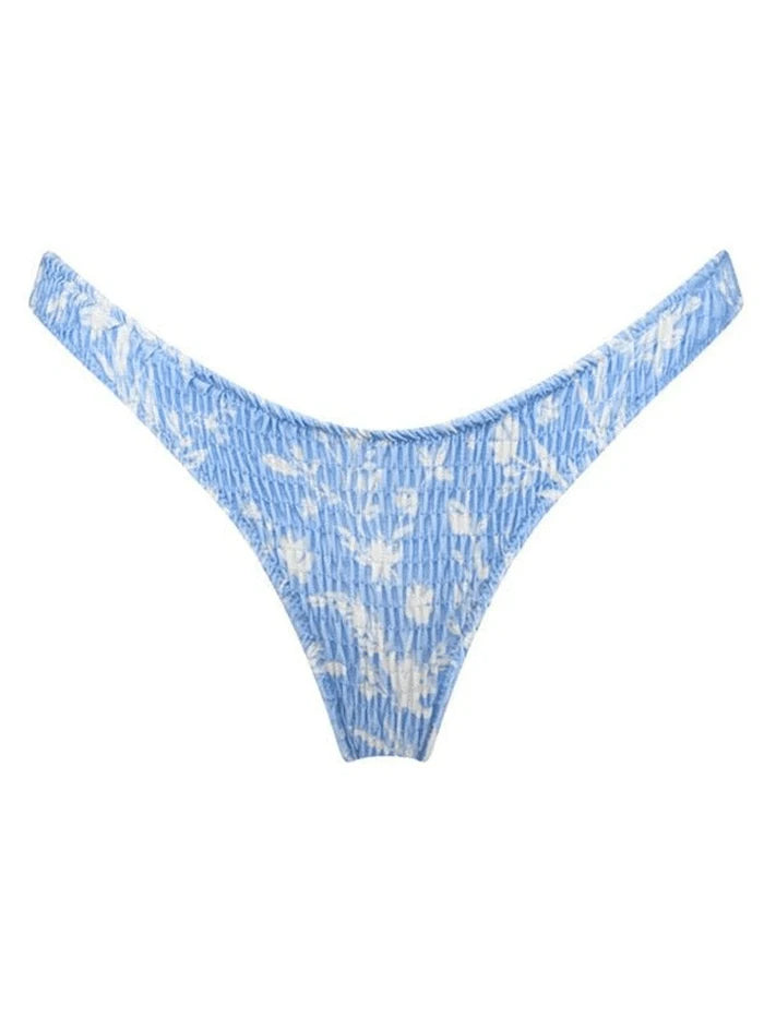 Beautifully Finished Bikini in a Timeless Design