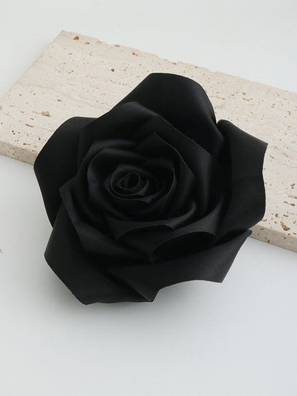 Sophisticated Garment with a Clean Classic Look
