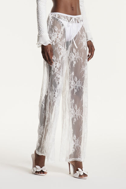 Beautifully Finished Pants in a Timeless Design