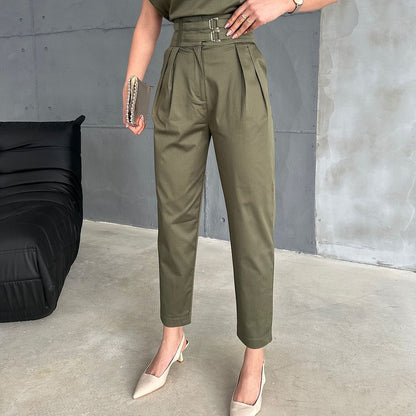 Effortlessly Elegant Garment with a Timeless Design
