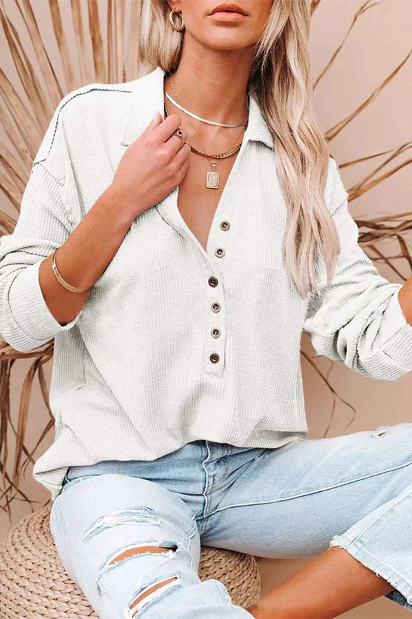 Effortlessly Elegant Shirt with a Timeless Design