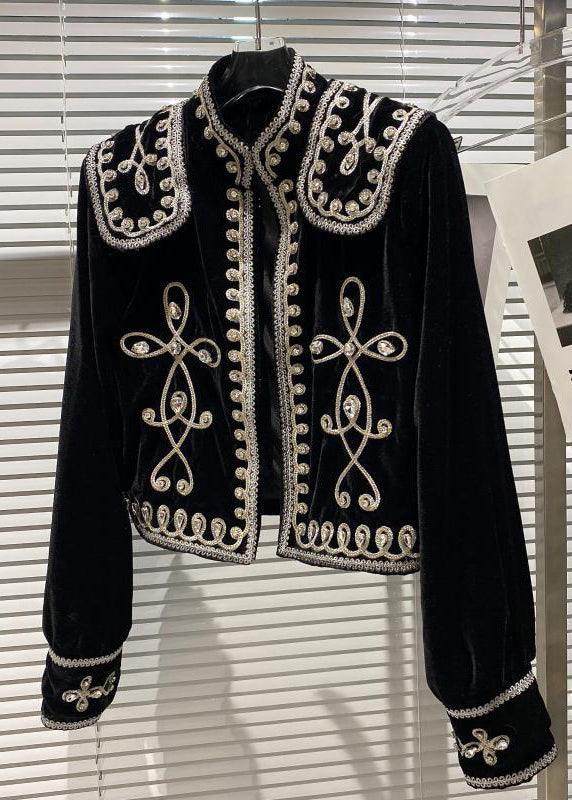Elegantly Styled Coat for Everyday Wear
