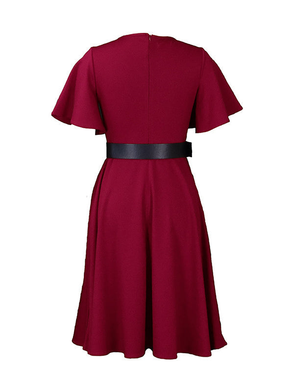 Sophisticated Dress with a Clean Classic Look