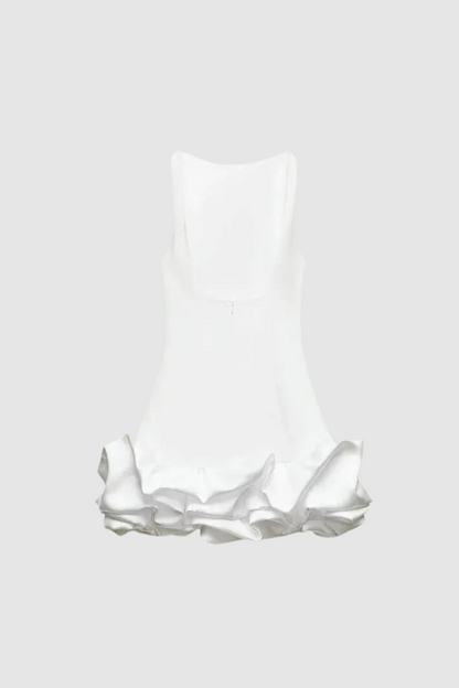 Gracefully Styled Garment for Any Occasion