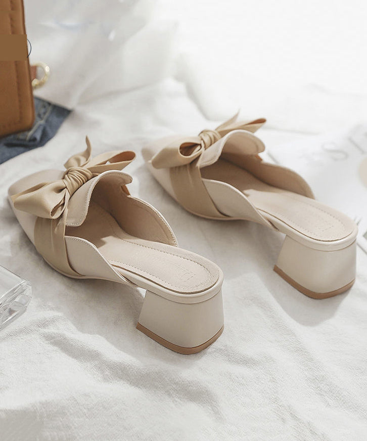 Sophisticated Garment with a Clean Classic Look