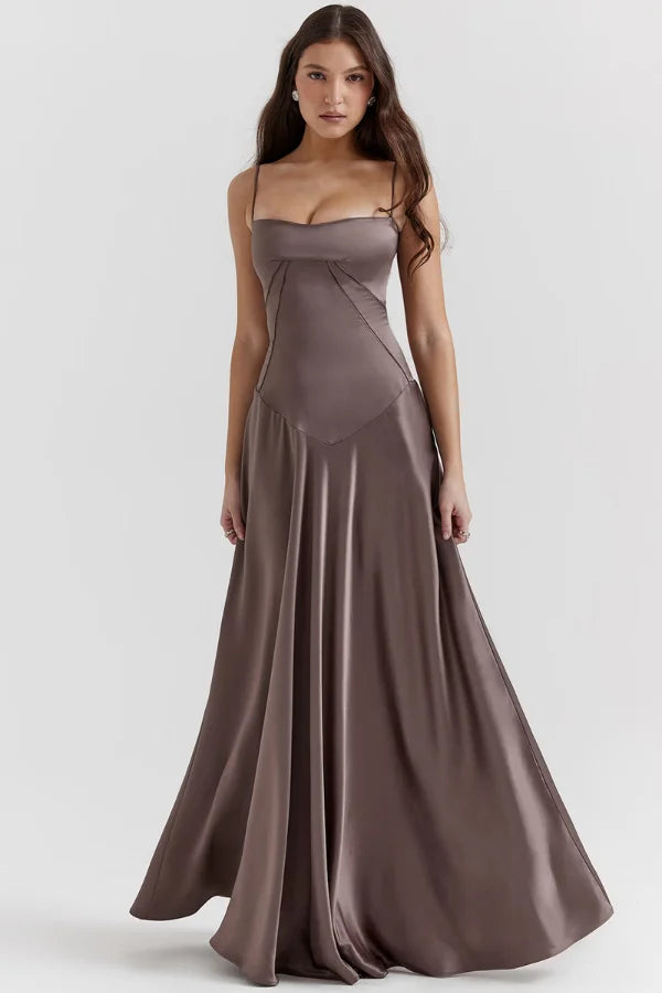 Beautifully Finished Garment in a Timeless Design