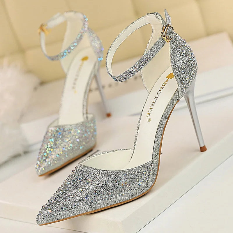 Elegantly Styled Heels for Everyday Wear