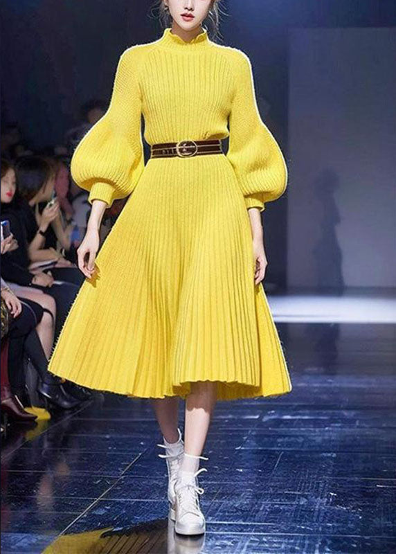 Classic Vintage Sweater with a Flattering Fit