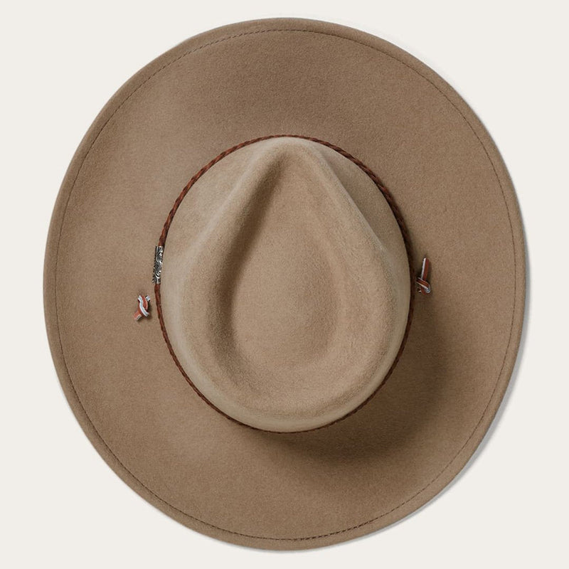 Beautifully Crafted Garment in a Classic Style