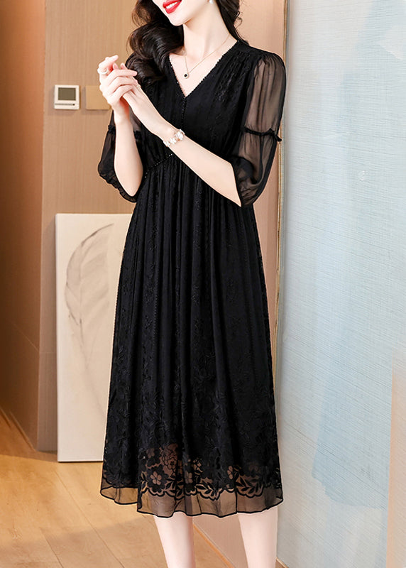 Sophisticated Dress with a Clean Classic Look