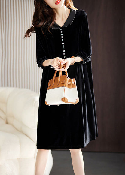 Beautifully Crafted Dress in a Classic Style