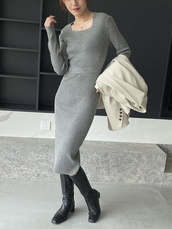Classic Vintage Sweater with a Flattering Fit