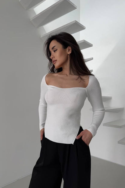 Beautifully Balanced Top with Timeless Character