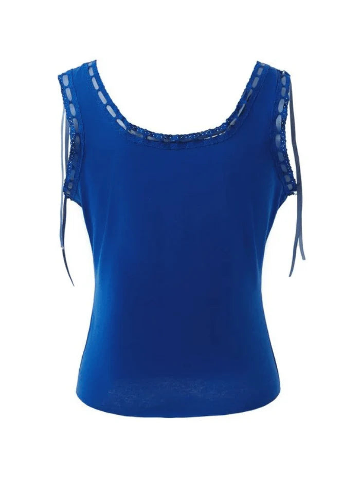 Classic Vintage Top with a Flattering Fit