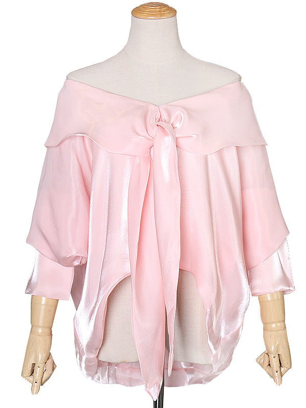 Classic Vintage Blouse with a Flattering Fit