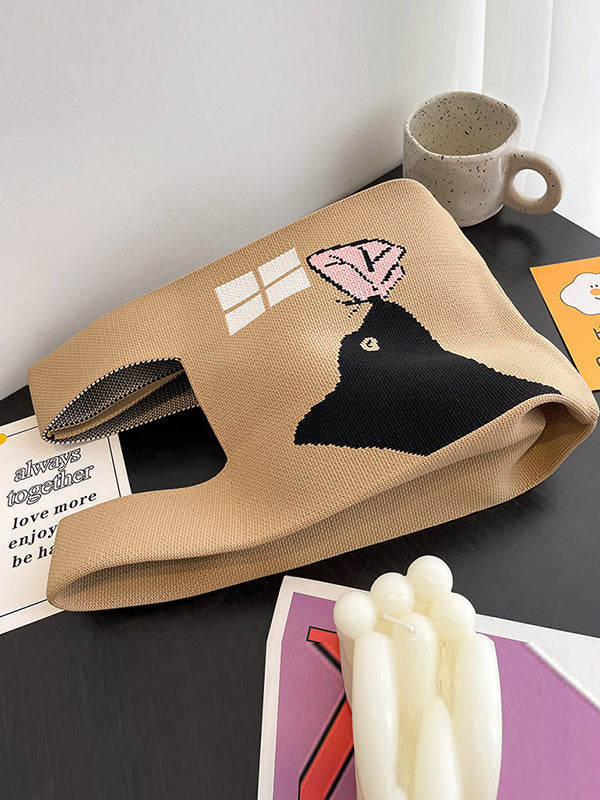 A Vintage Style Bag with Delicate Timeless Details
