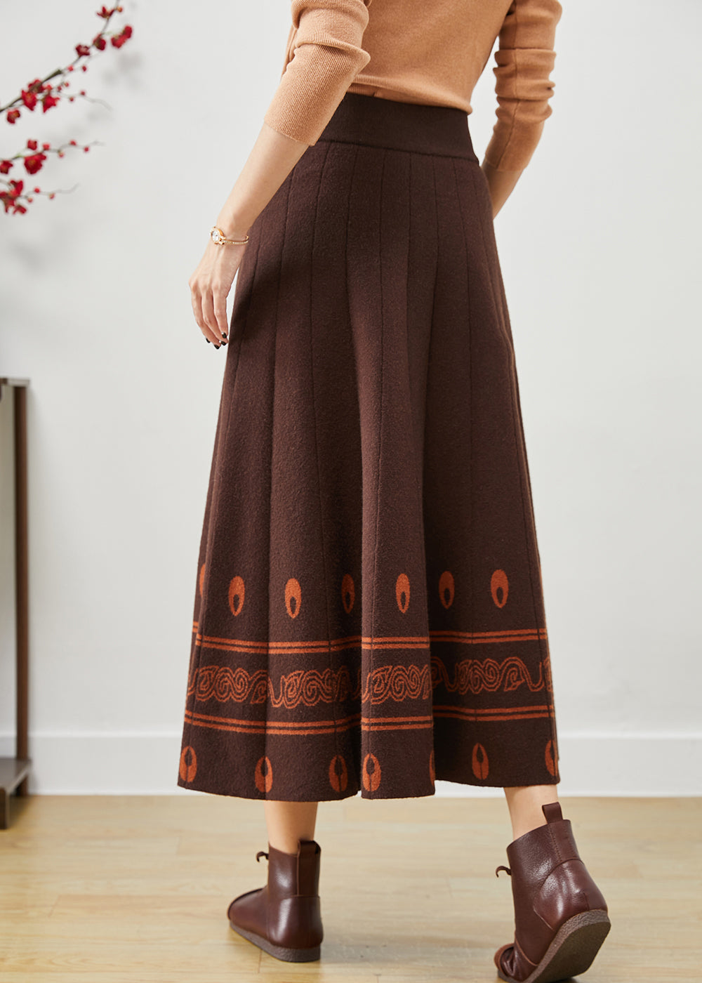 Beautifully Finished Garment in a Timeless Design
