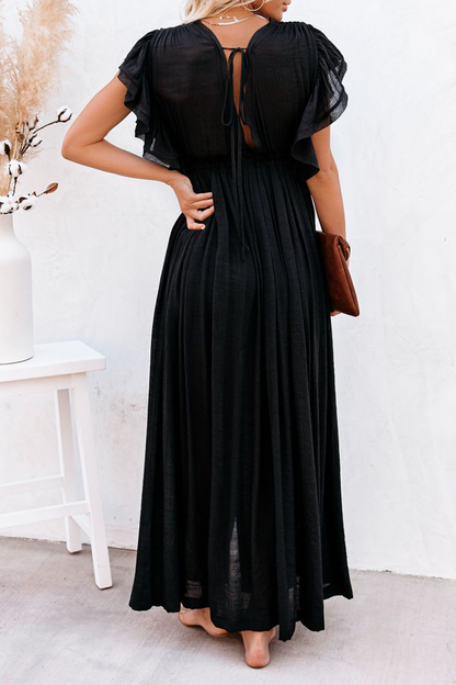 Beautifully Finished Dress in a Timeless Design