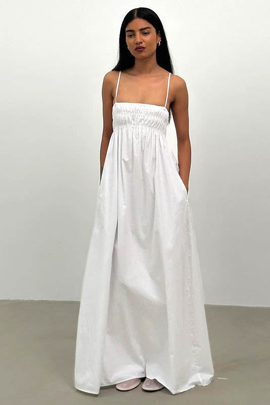 Sophisticated Dress with a Clean Classic Look
