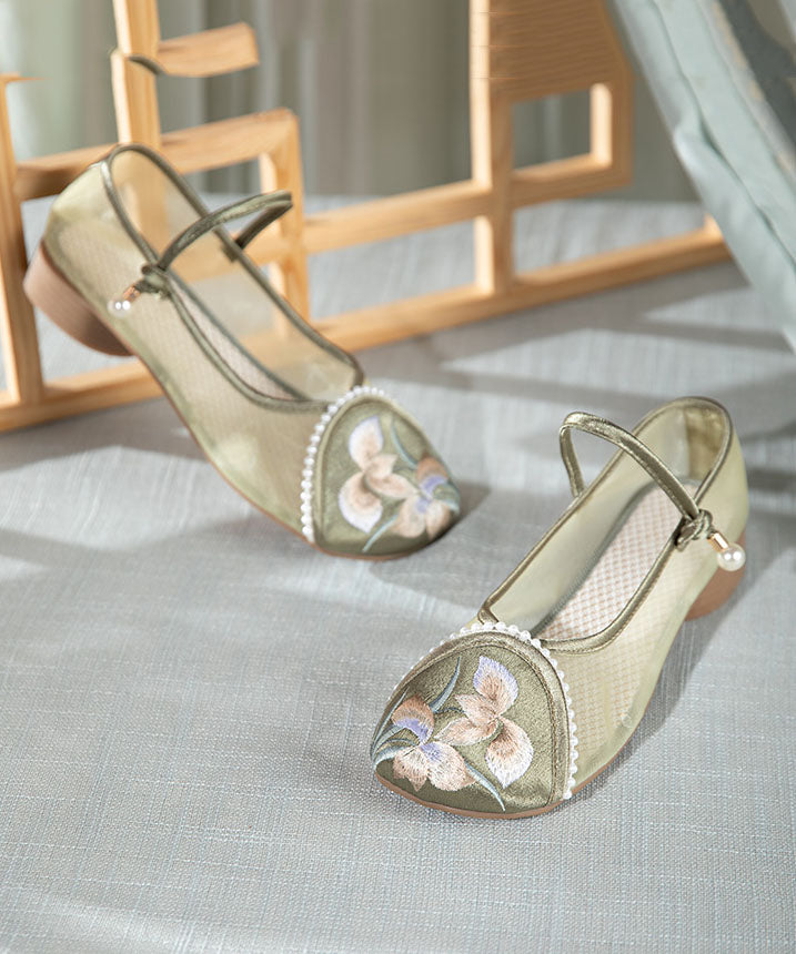 Polished Shoes with an Effortless Classic Look
