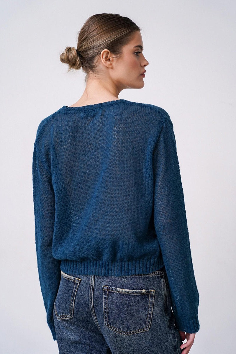 Polished Cardigan with an Effortless Classic Look