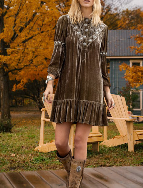 Polished Dress with an Effortless Classic Look