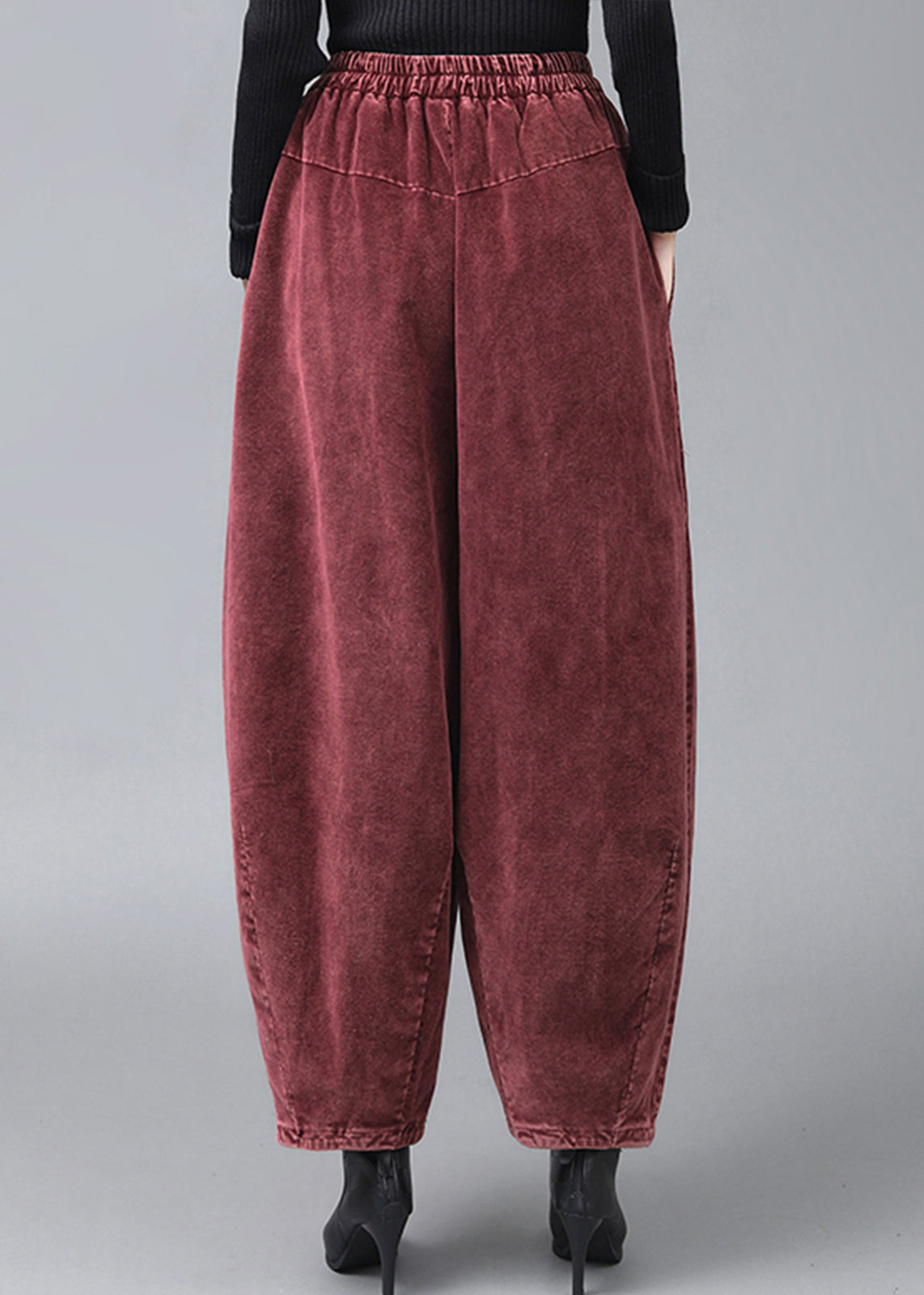 Classic Vintage Pants with a Flattering Fit