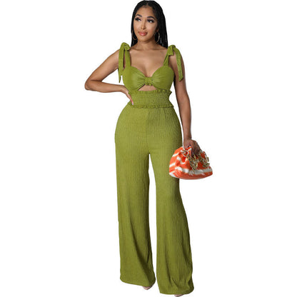 Effortlessly Elegant Pants with a Timeless Design