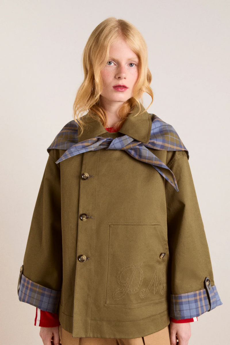 Elegantly Styled Jacket for Everyday Wear