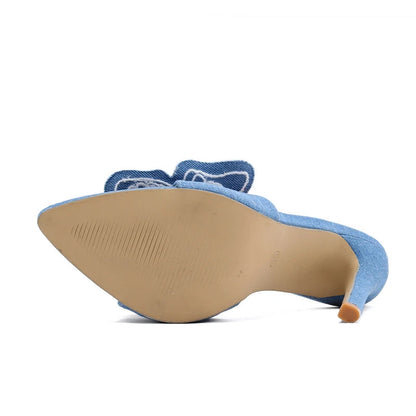 A Vintage Style Heels with Delicate Timeless Details
