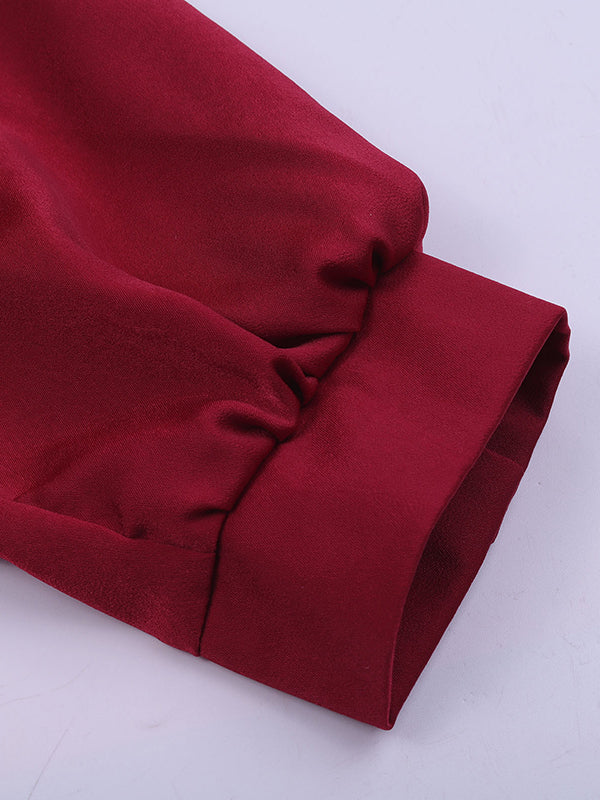 Well Tailored Blouse with a Graceful Silhouette