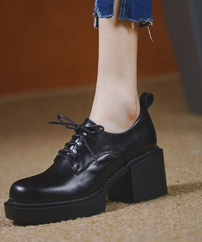 Beautifully Finished Heels in a Timeless Design