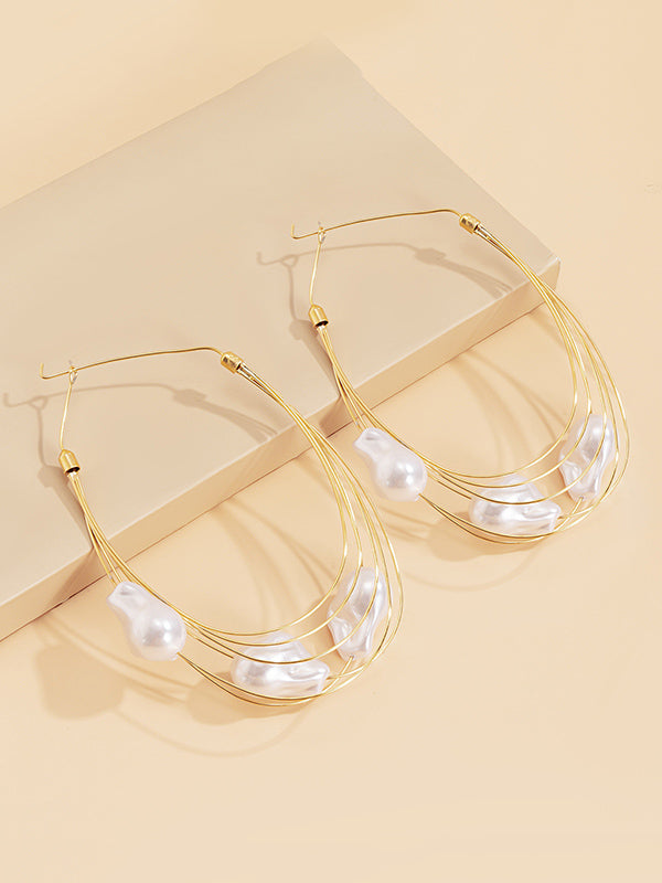 Effortlessly Elegant Garment with a Timeless Design