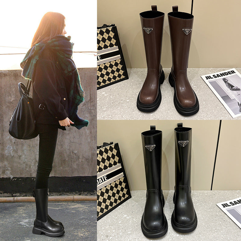 Polished Boots with an Effortless Classic Look