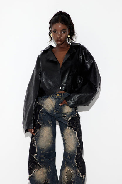 Effortlessly Elegant Jacket with a Timeless Design