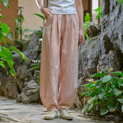 Classic Vintage Trousers with a Flattering Fit