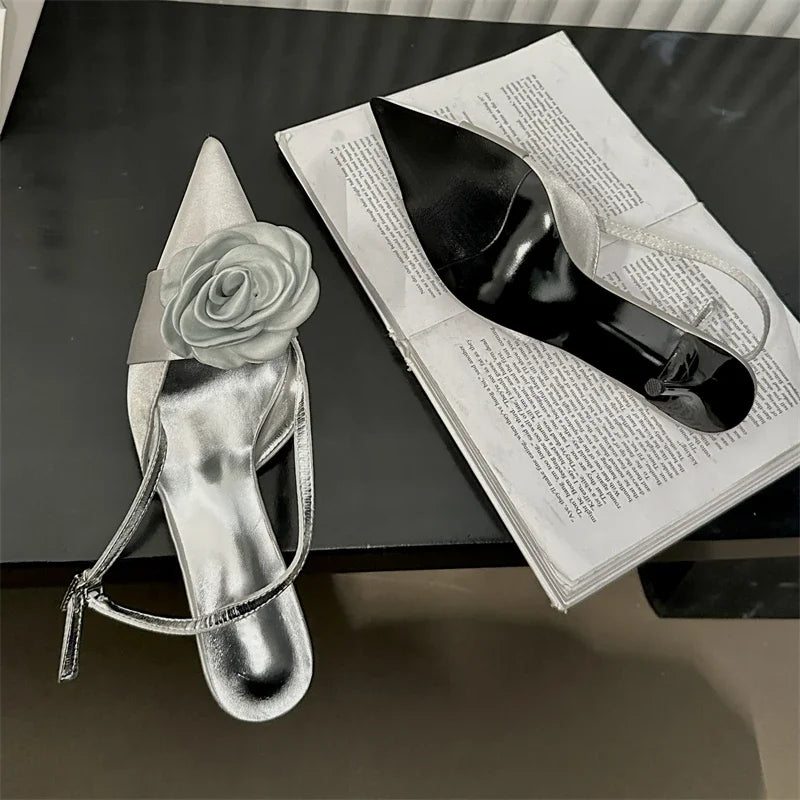 Effortlessly Elegant Heels with a Timeless Design