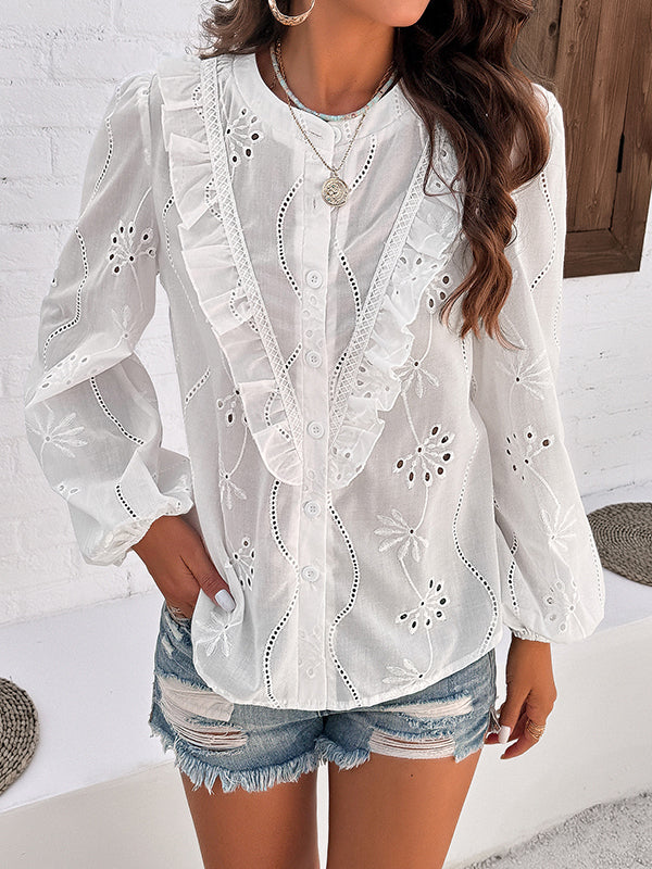 Well Tailored Blouse with a Graceful Silhouette