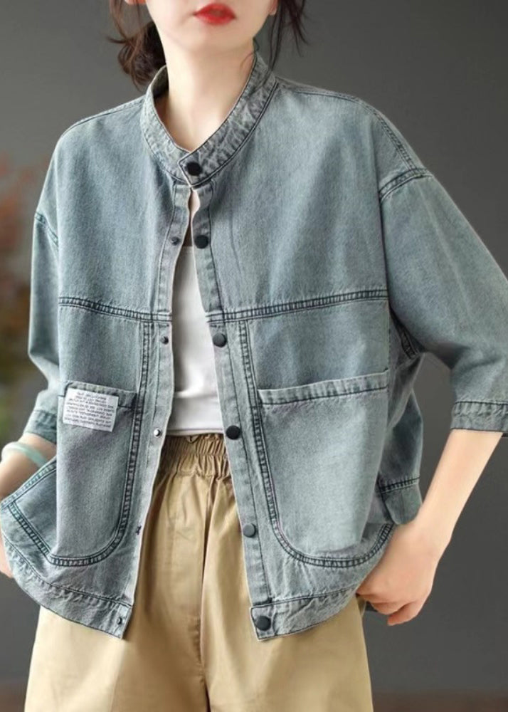Gracefully Styled Jacket for Any Occasion