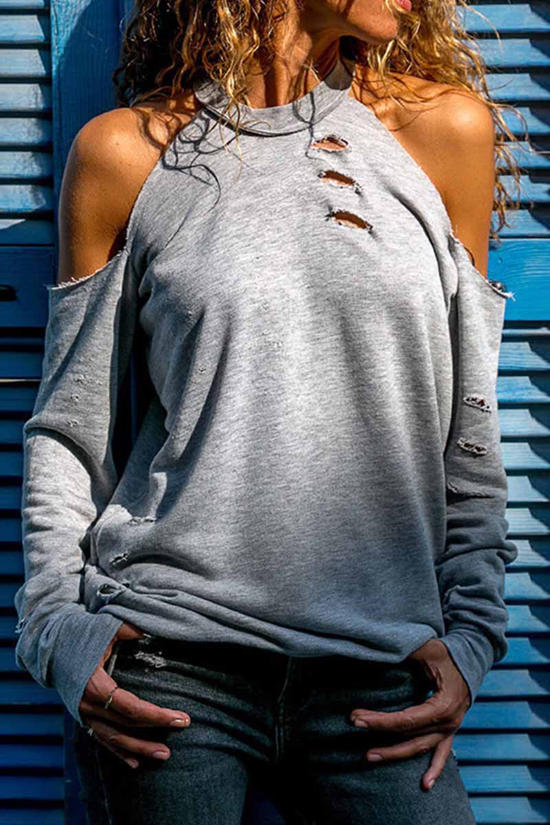 Well Tailored Top with a Graceful Silhouette