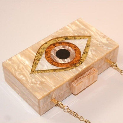 Polished Bag with an Effortless Classic Look