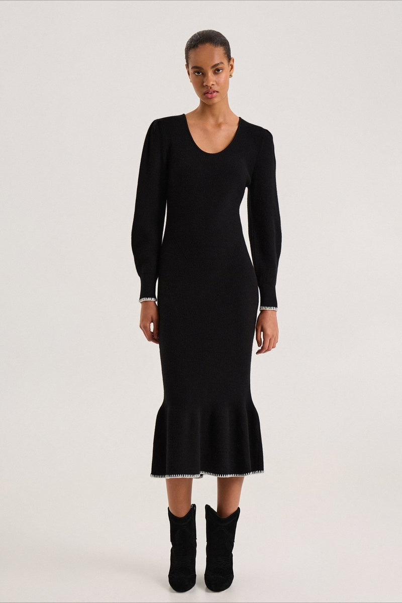 Beautifully Crafted Sweater in a Classic Style