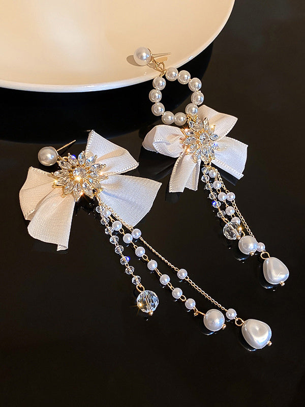 Effortlessly Elegant Garment with a Timeless Design