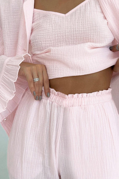 Classic Vintage Shirt with a Flattering Fit